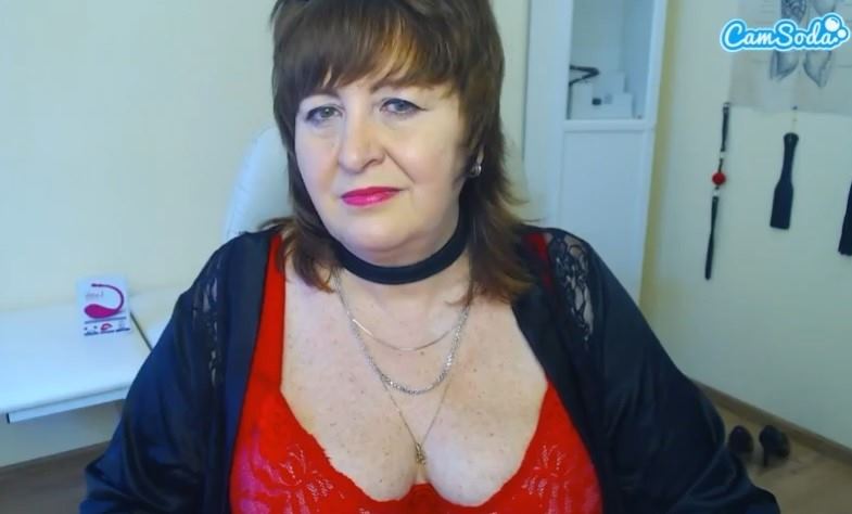Busty MILF teaching a lesson or two at CamSoda.com